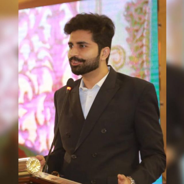 Hassan Khan